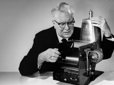 Ai Là Người Phát Minh Ra Máy Photocopy?